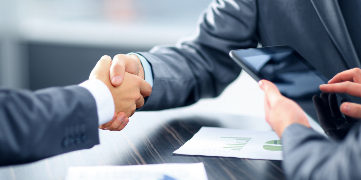 What Real People Actually Recommend to Other Real People: Charles Schwab